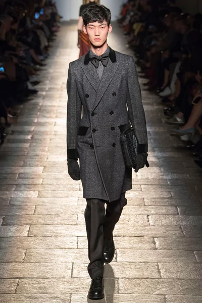 Look 56